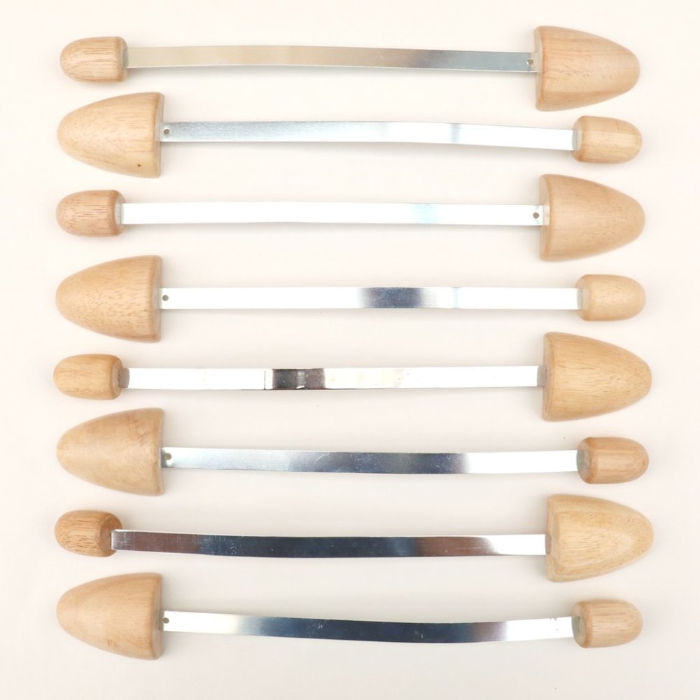 Wooden shoe trees